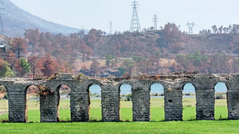 side green canyon aqueduct
